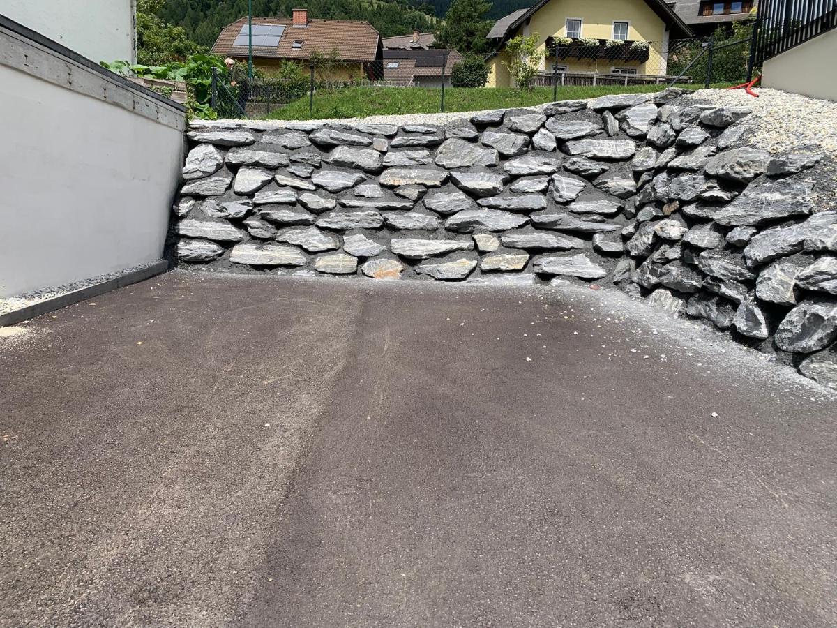 Ferienwohnung Siri Zentrum Mit Garten Sankt Michael im Lungau Luaran gambar